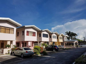 Comfortable 3 Bedroom Townhouse great location